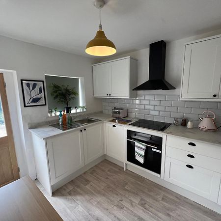 Littlehampton House - 4 Bedroom House Sleeps 8 Екстер'єр фото