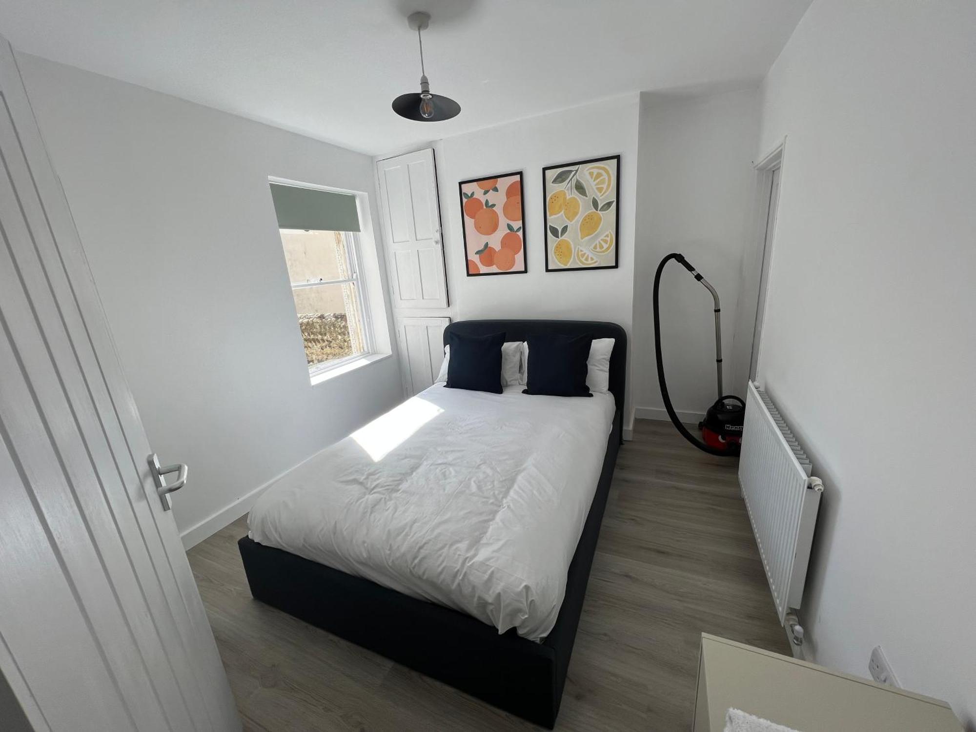 Littlehampton House - 4 Bedroom House Sleeps 8 Екстер'єр фото