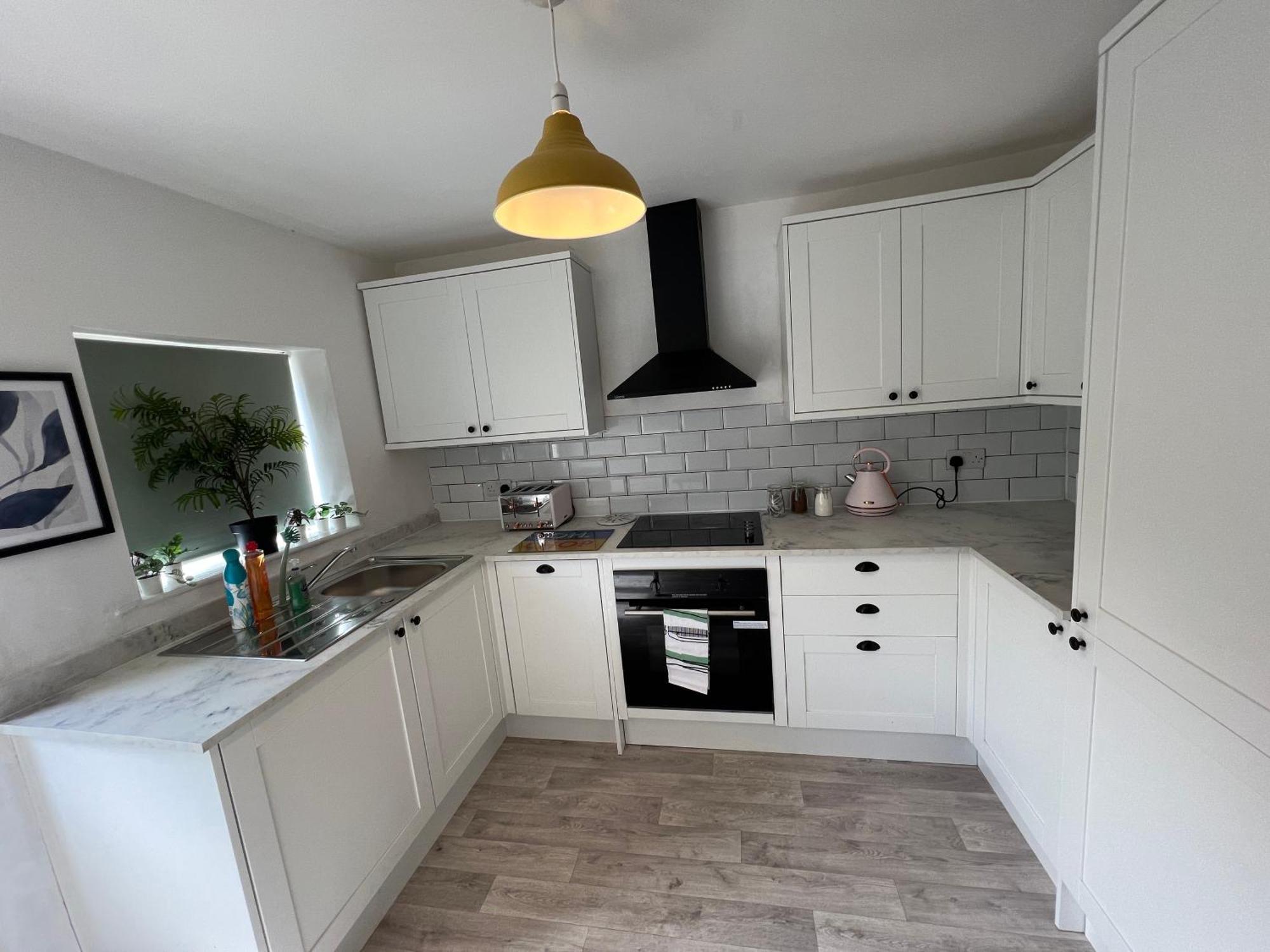 Littlehampton House - 4 Bedroom House Sleeps 8 Екстер'єр фото